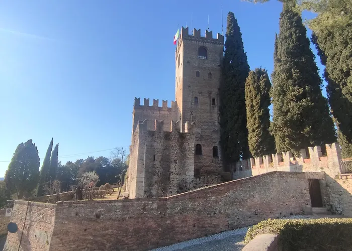 ホステル Bbconegliano Bixio *