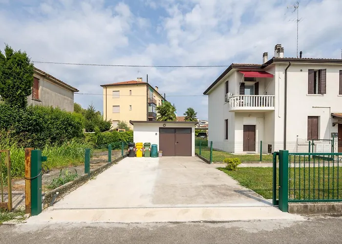 Bbconegliano Bixio ホステル コネリアーノ