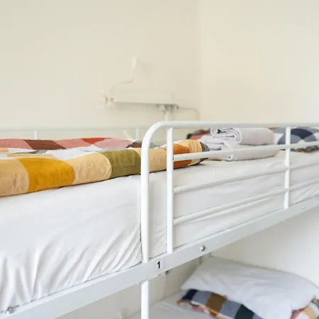 Bbconegliano Bixio Hostel *